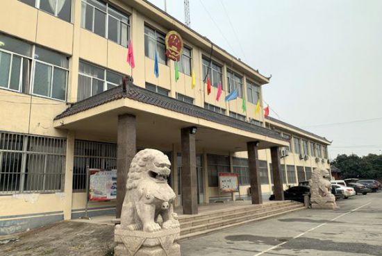 山东兰陵:这样的村支书“拿不下”,法纪何在?