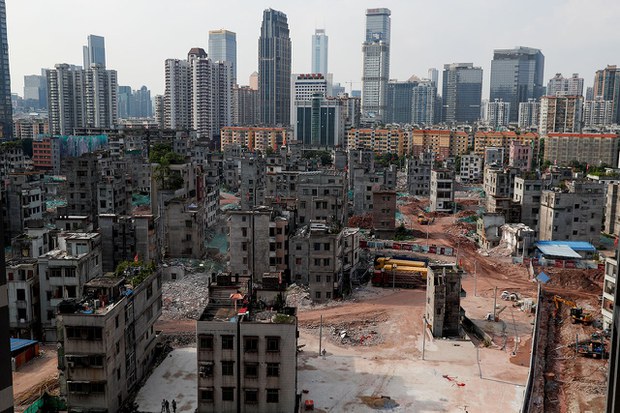 推城中村改造\”白名单\”信贷规模翻倍 住建部救市措施再受质疑