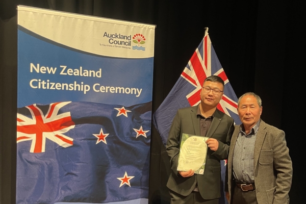 邢鑒成為紐西蘭公民 宣布放棄中共國國籍