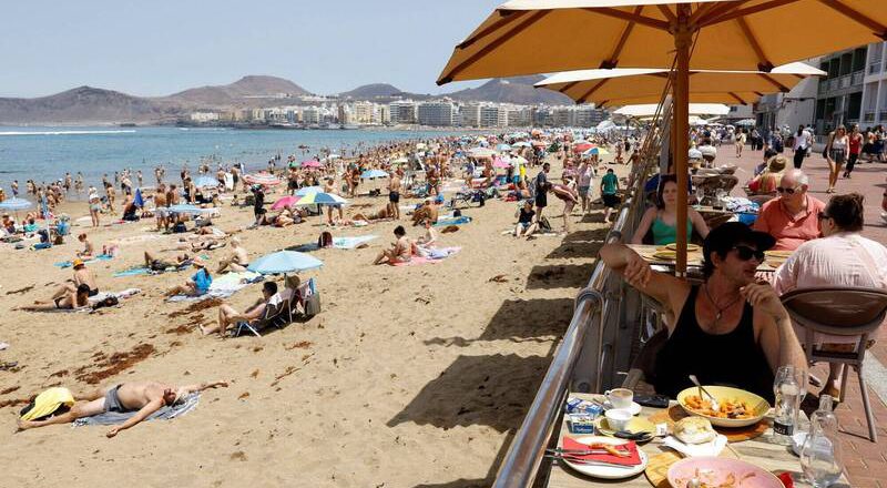 太貴玩不起！外國遊客爆多推高物價 西班牙人難享自家海灘