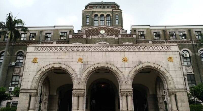 台中悍婦掌摑3女律師、當街追打嗆殺 全律會譴責