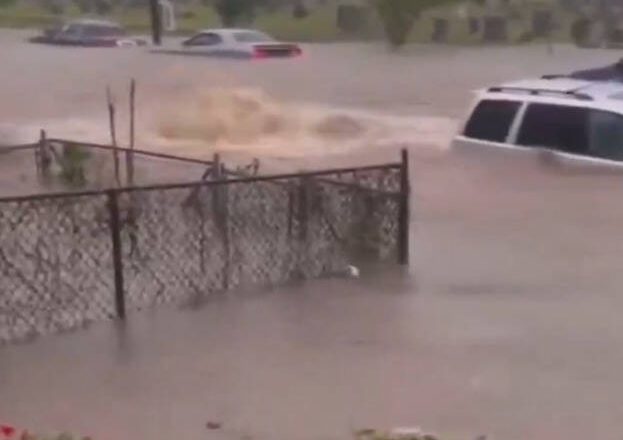 美國一家人因洪水撤離後 房屋發生爆炸