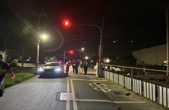 閃燈路口皆未減速相撞1死 男駕駛判10月 女騎士喪女緩刑