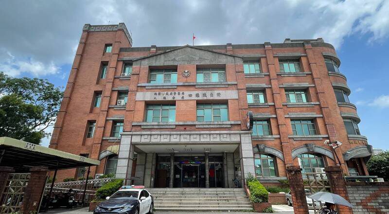 追酒驾遭冲撞开枪打死乘客判无罪 曾沛恩:感谢司法还他公道