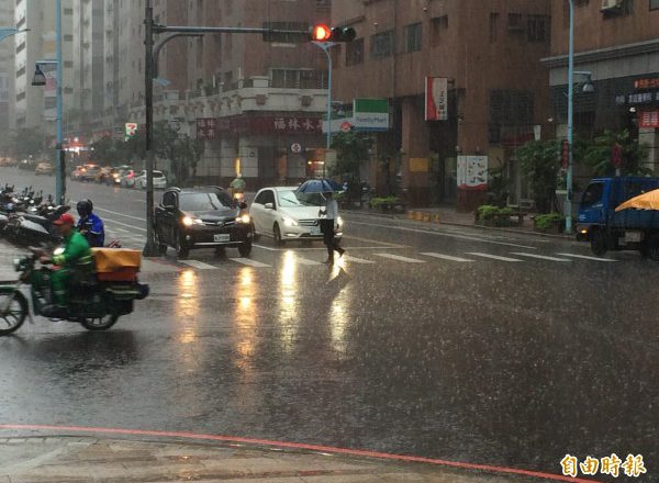 桃園成水鄉澤國 日累積雨量前三名都在桃園