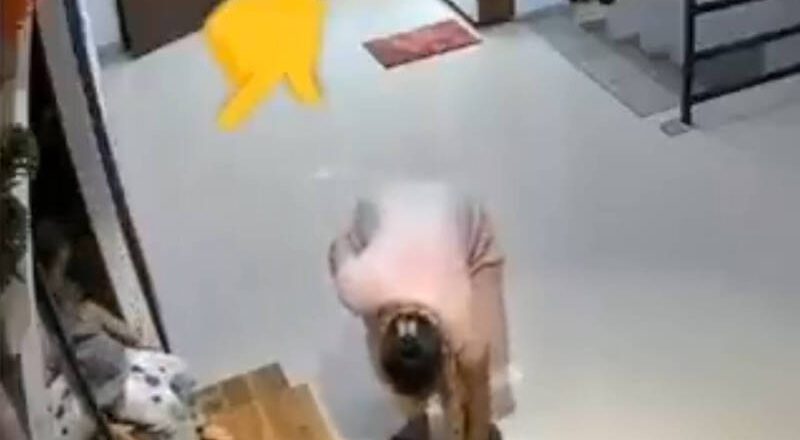 画面曝!印度4岁女童坐等穿鞋 一失衡从12楼高处坠亡