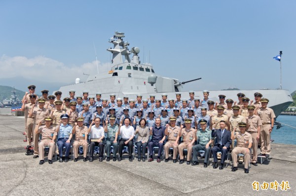 小英登沱江舰   让造船厂变成MIT外销骄傲！