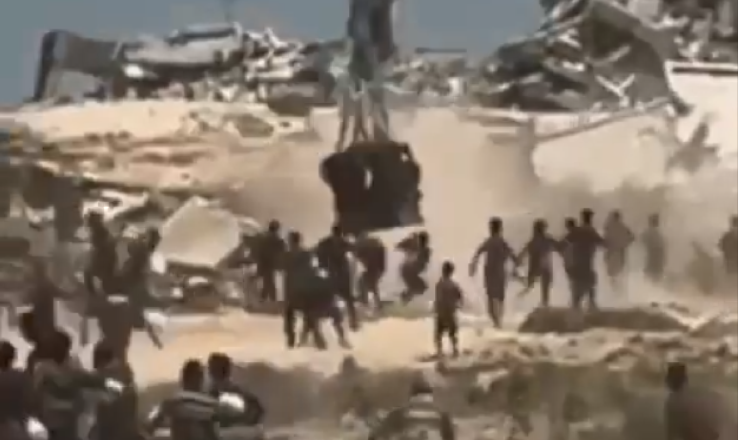 加萨援助行动酿憾事 14岁男孩遭空投箱砸中丧生