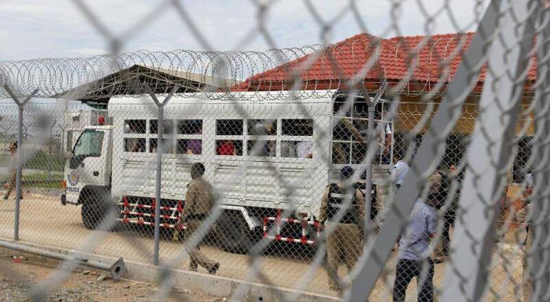 中国男大生被困柬埔寨 录音曝光：妈妳好好活着 别救我了