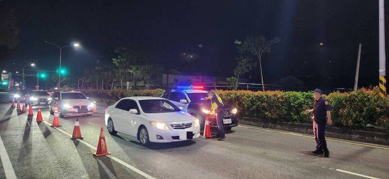 立院初审修正通过 汽车无照驾驶最高罚6万、当场扣车