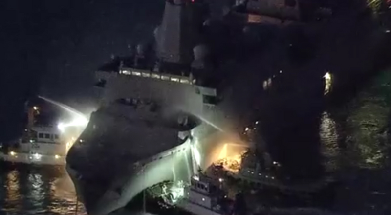 美軍兩棲運輸艦在沖繩發生大火！第七艦隊證實 傷亡仍不明