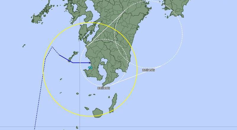 「玲玲」颱風登陸九州 日本氣象廳急發土砂災害特報、龍捲風警報