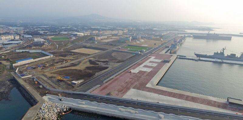 又是中國人偷拍軍事設施!2男女飛無人機拍南韓海軍基地被捕