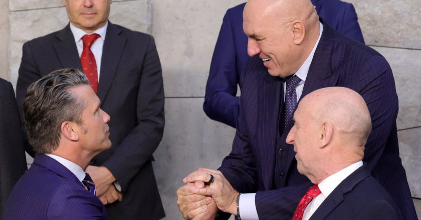 英國主持烏克蘭防務會議 吁歐洲速擴大無人機生產