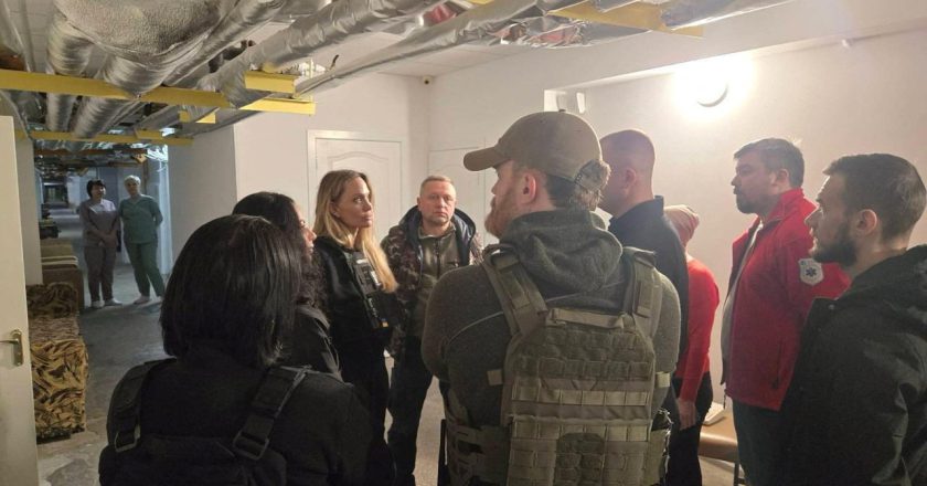 乌克兰媒体报导 安洁莉娜裘莉访问前线城市