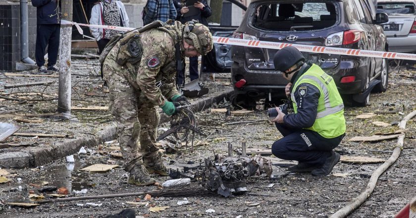 俄军空袭乌克兰首都基辅等地区 造成4死20伤