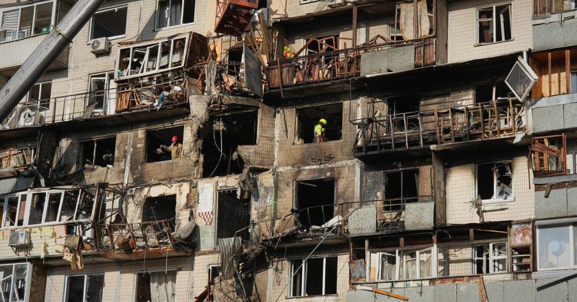 乌今冬险峻 贪腐、战场、能源3重夹击