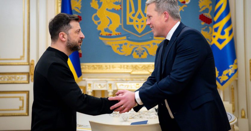 「你们正输掉」美陆军部长逼乌接受和平协议 警告美军援跟不上