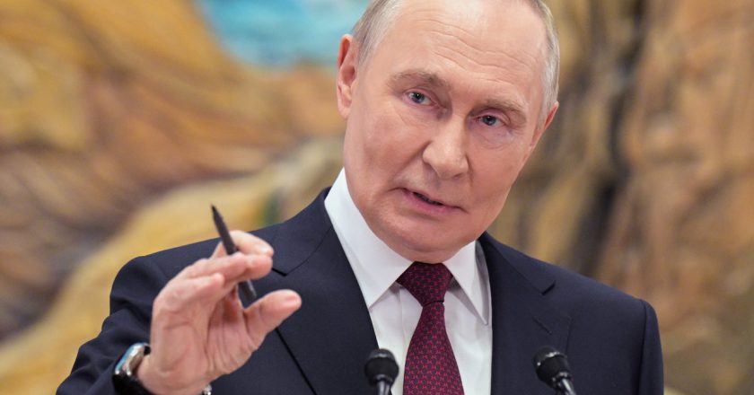 普亭：俄乌停战协议尚未敲定最终版本 对谈判持开放态度