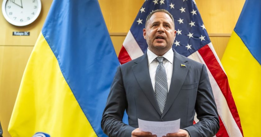 贪腐风暴冲击政坛 泽伦斯基核心幕僚叶尔马克去职