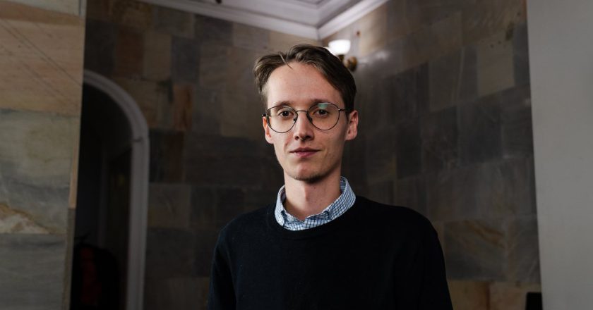 乌揭俄机轮胎多来自中企 专家指俄缺中难久战