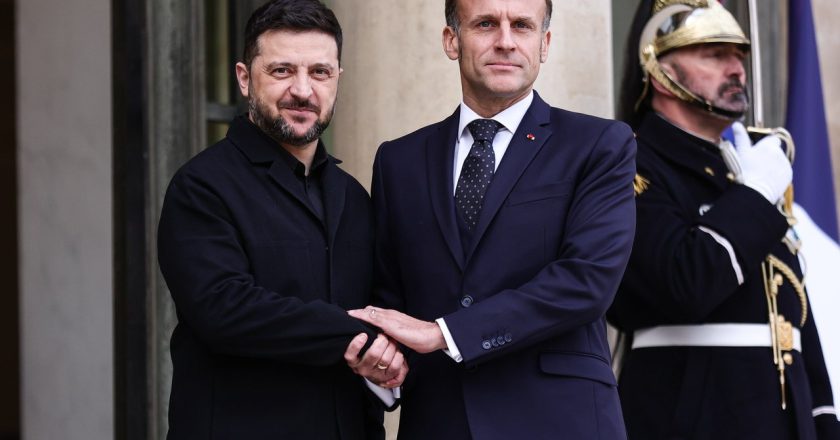 马克宏据报警告泽伦斯基 美国恐在领土问题上背叛乌克兰