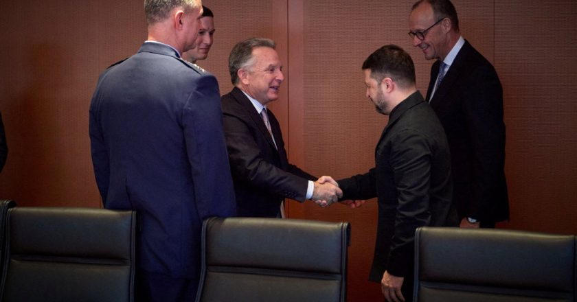 澤倫斯基：願放棄入北約 換美歐確保俄不再入侵保證