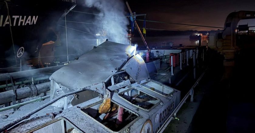 基輔稱俄羅斯攻擊烏克蘭黑海港口 1艘運谷民船受損