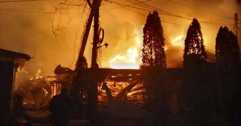 美斡旋談判之際戰火未歇 俄烏新年互控攻擊平民目標