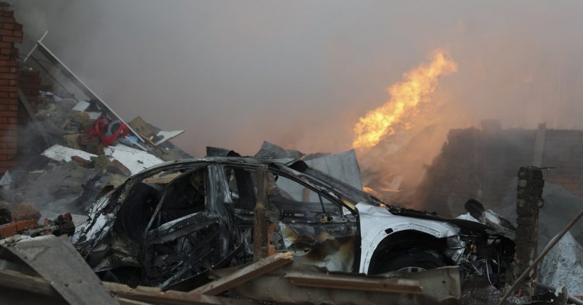 俄军打击乌能源设施 乌克兰多地大面积停电